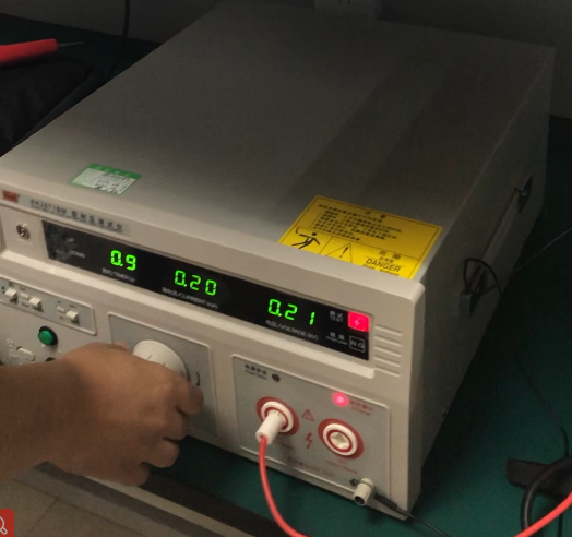Quality assurance-withstand voltage test of touch display